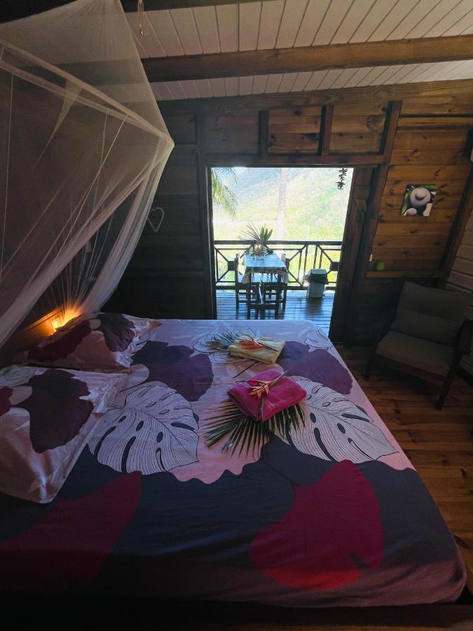 Gites Les Lodges Des Hauts De デエエ エクステリア 写真